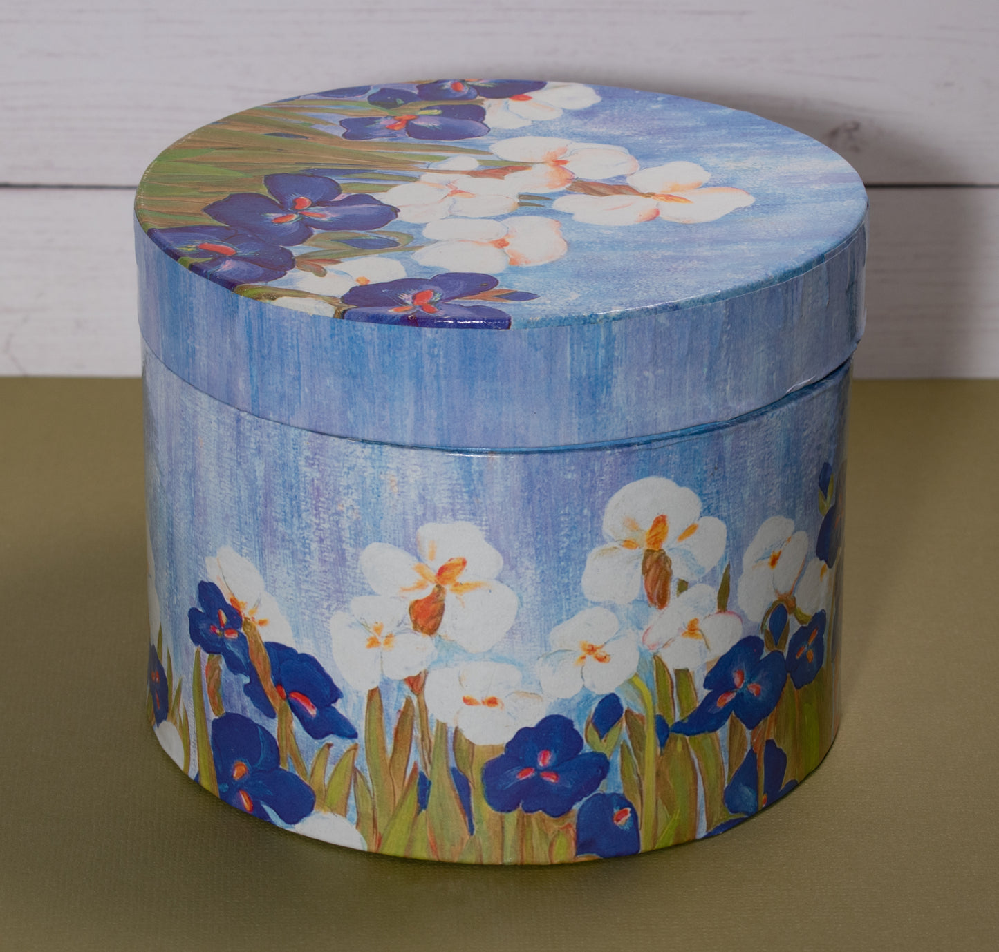 Round Decoupage Keepsake Box