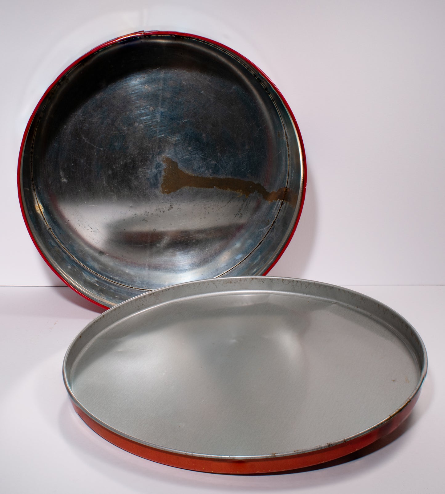 Red Candle Christmas Tin