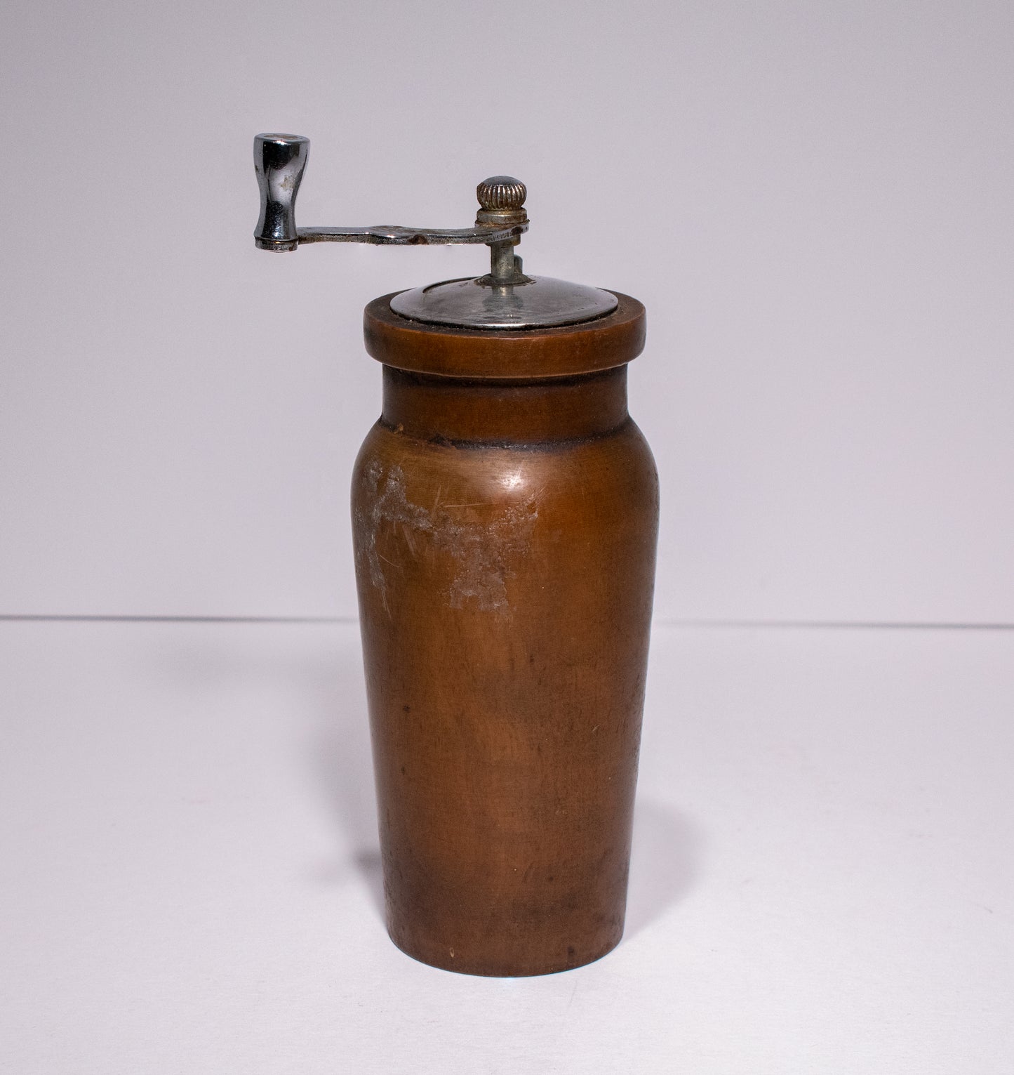 Vintage Olde Thompson Wood Pepper Mill