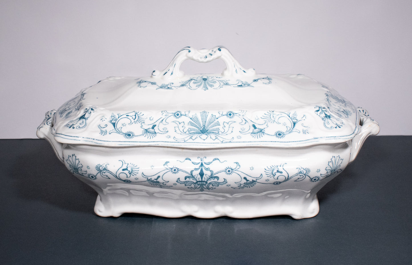 Antique Ridgways Beaufort Pattern Blue Green Transferware Tureen
